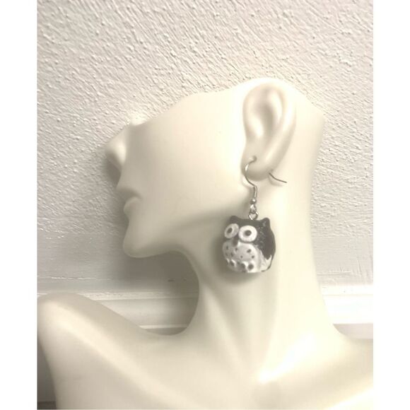 Owl Statement Earrings - Picture 1 of 3